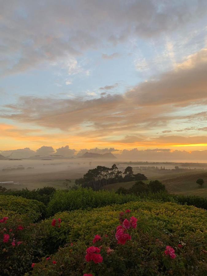 Hotel Views To Unwind - Self Contained Unit W/King Bed Ruakaka Exterior foto