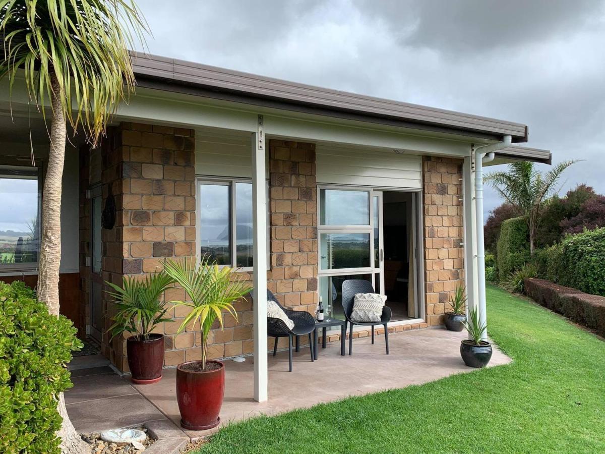 Hotel Views To Unwind - Self Contained Unit W/King Bed Ruakaka Exterior foto